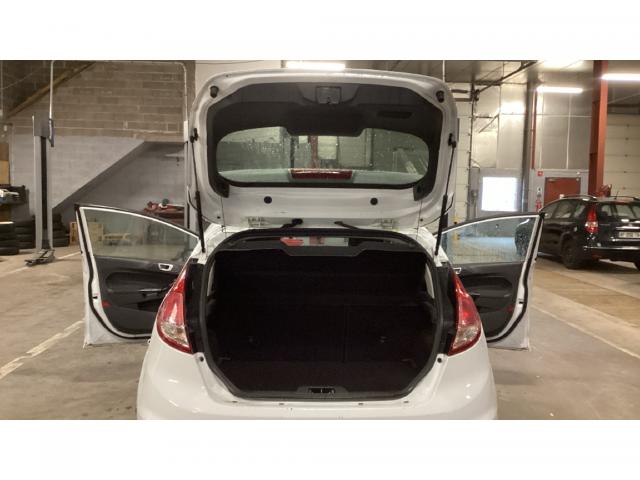 Ford Fiesta image 5