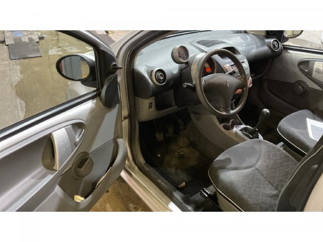 Peugeot 107 image 6