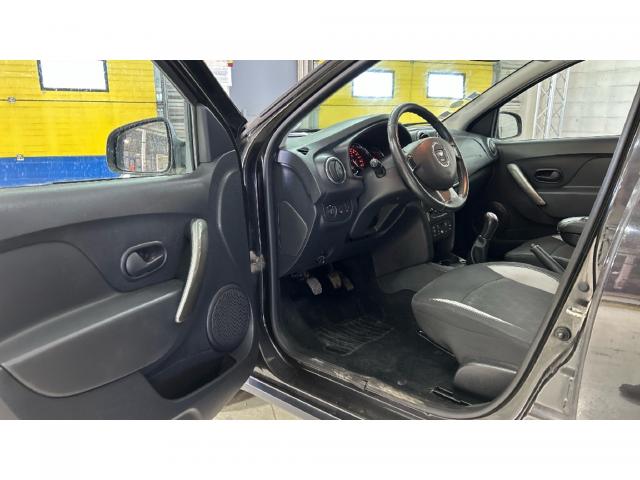 Dacia Sandero image 4