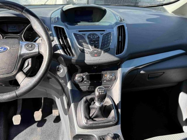 Ford C-Max image 2