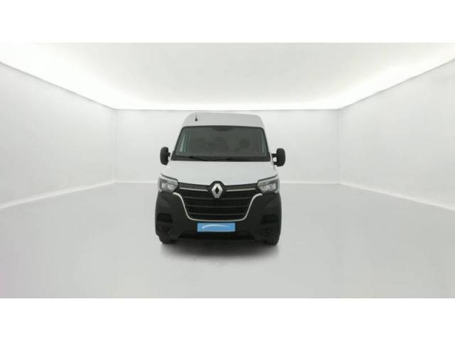 Renault Master image 2