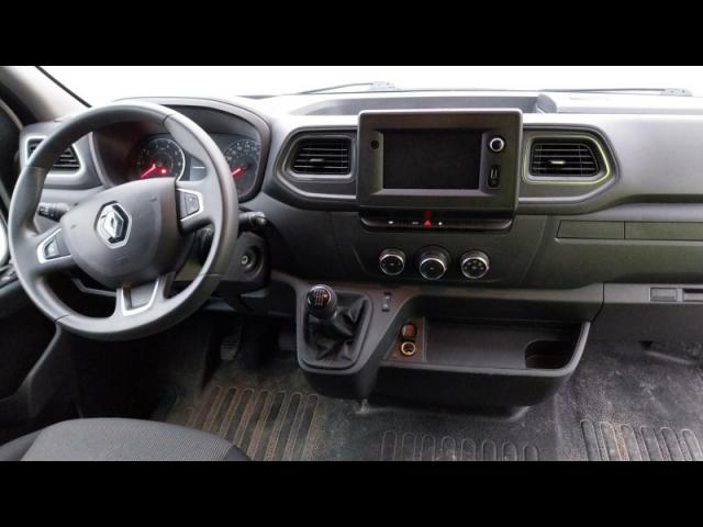 Renault Master image 9