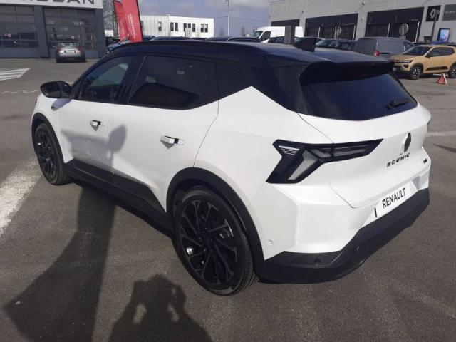 Renault Scénic image 2