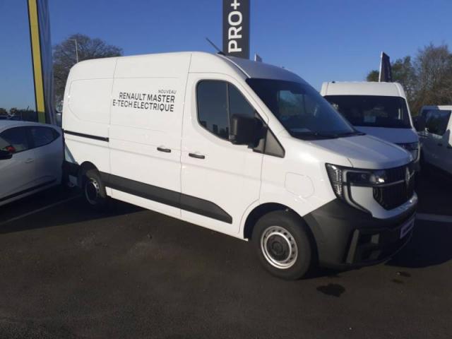 Renault Master image 2