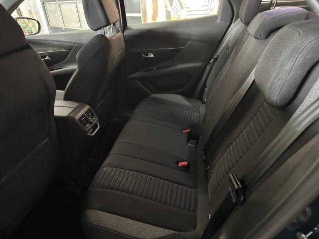 Peugeot 3008 image 6