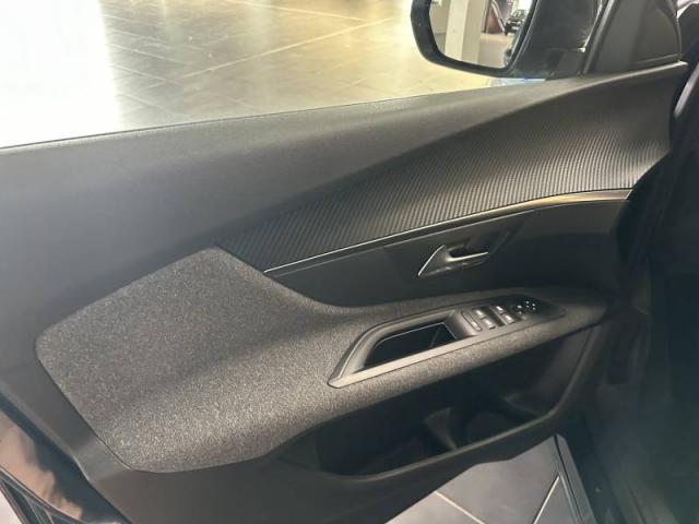 Peugeot 3008 image 3