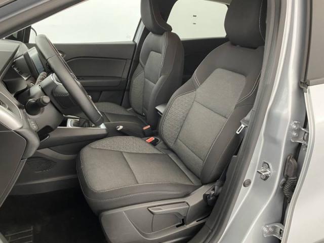 Renault Captur image 2