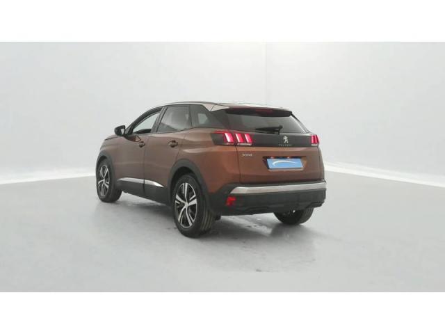 Peugeot 3008 image 2