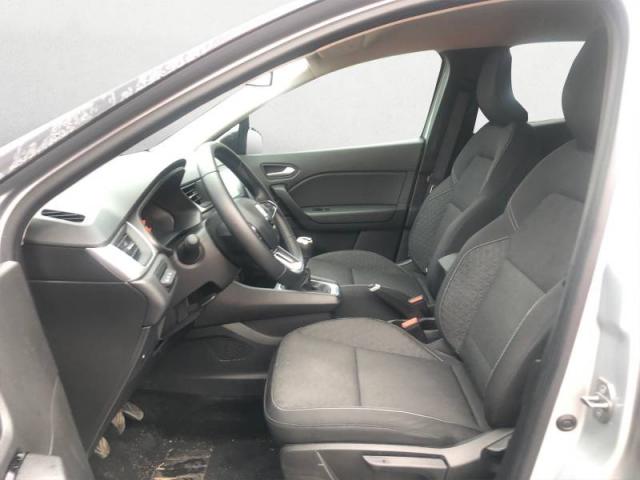 Renault Captur image 2