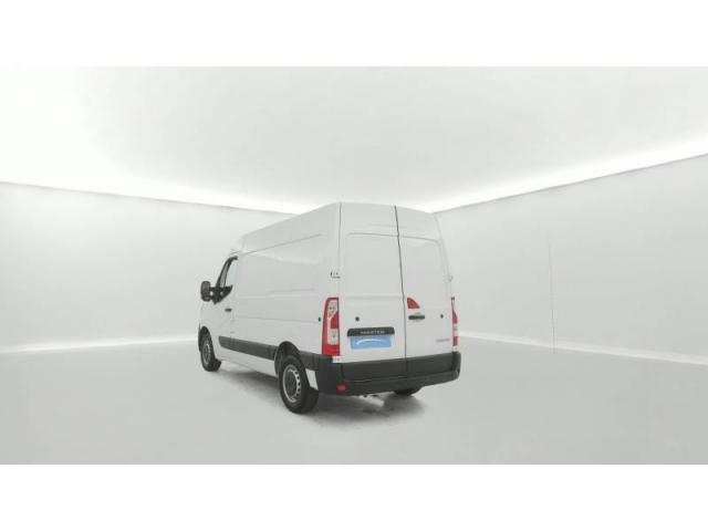 Renault Master image 1