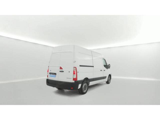 Renault Master image 2