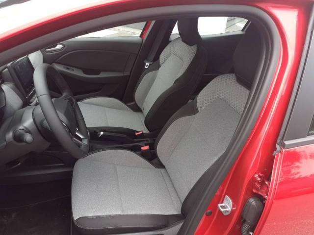 Renault Clio image 1