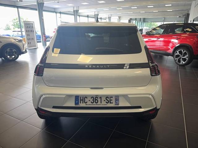 Renault R 5 image 6