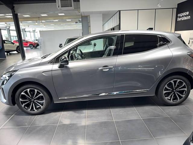Renault Clio image 9