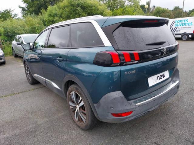 Peugeot 5008 image 2
