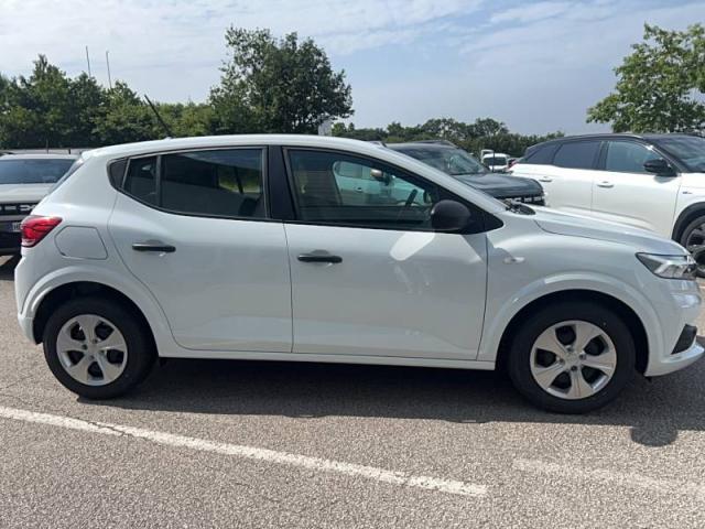 Dacia Sandero image 9