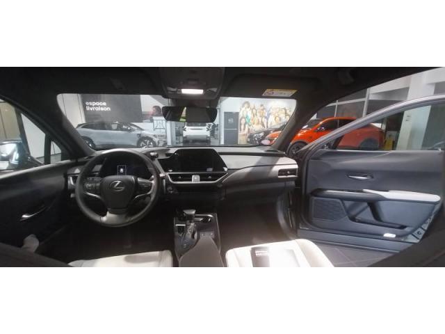 Lexus Ux image 3
