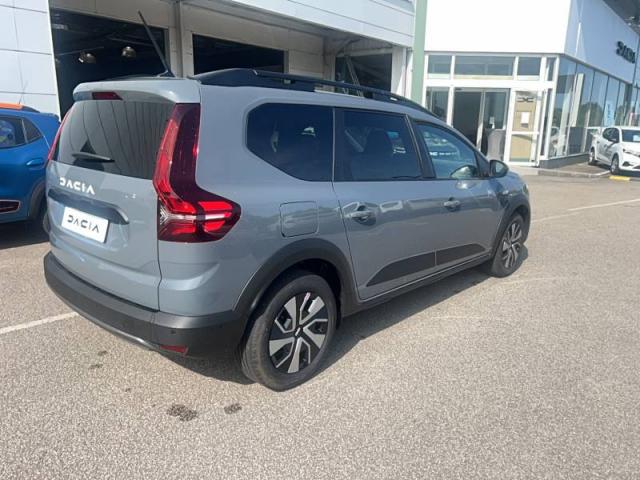 Dacia Jogger image 8