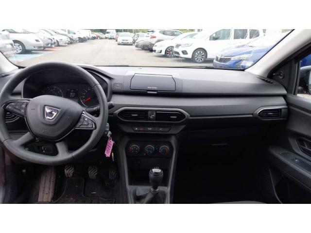 Dacia Sandero image 2