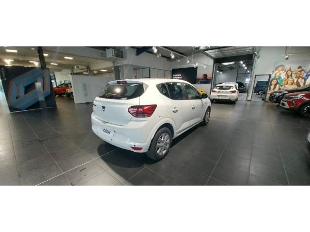 Dacia Sandero image 3