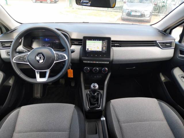 Renault Clio image 2
