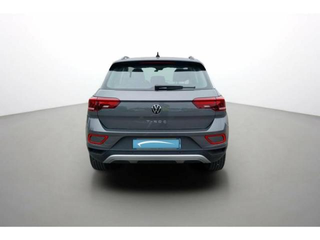 Volkswagen T-Roc image 2