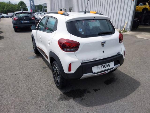 Dacia Spring image 2
