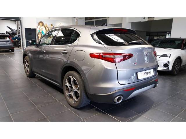 Alfa Romeo Stelvio image 1