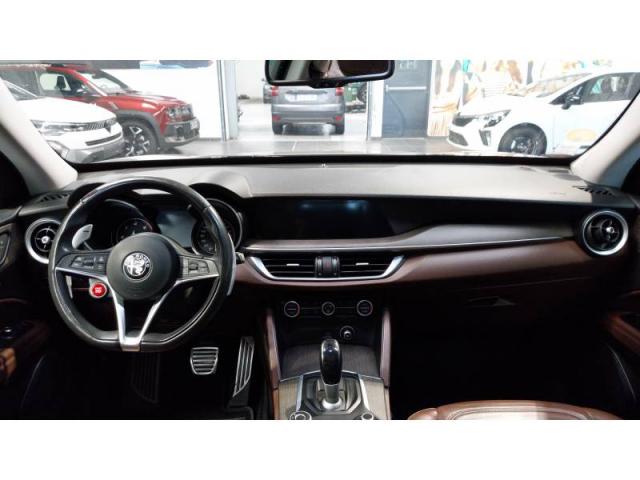 Alfa Romeo Stelvio image 3