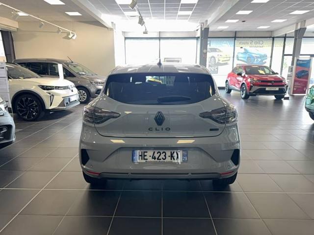 Renault Clio image 8