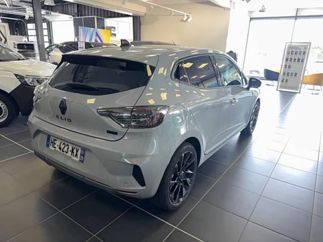 Renault Clio image 9