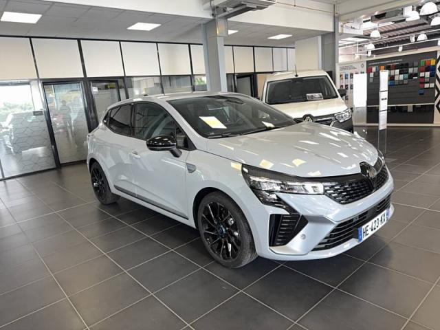 Renault Clio image 2