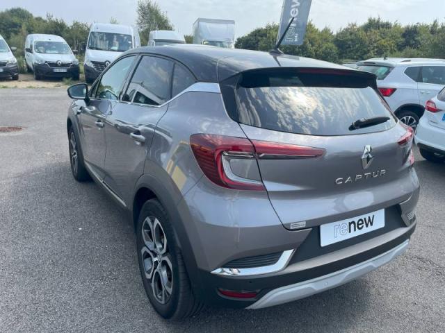 Renault Captur image 2