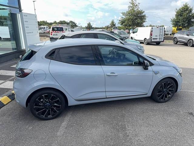 Renault Clio image 2
