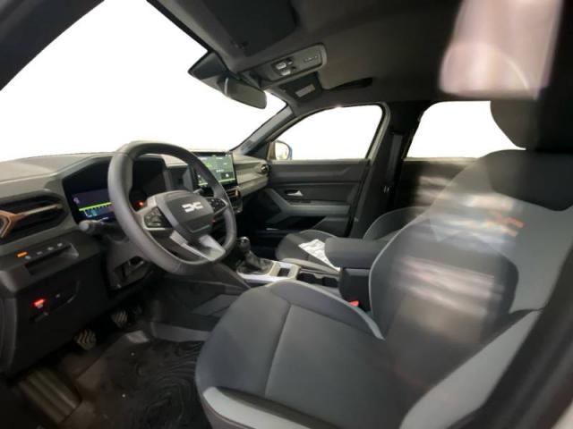 Dacia Duster image 1