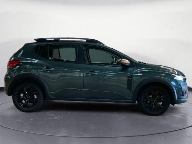Dacia Sandero image 2