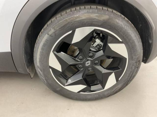 Renault Captur image 2