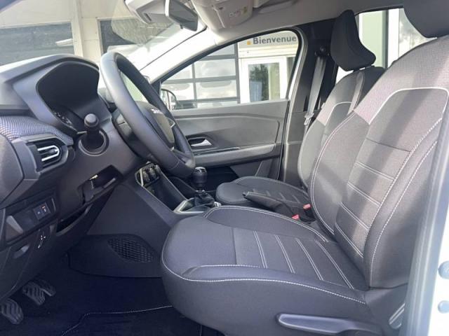 Dacia Jogger image 8