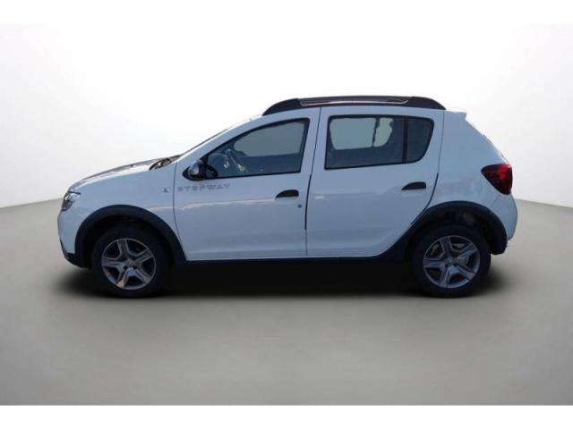 Dacia Sandero image 1