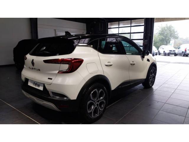 Renault Captur image 2