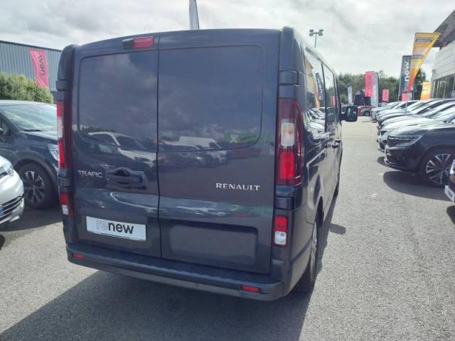 Renault Trafic image 2