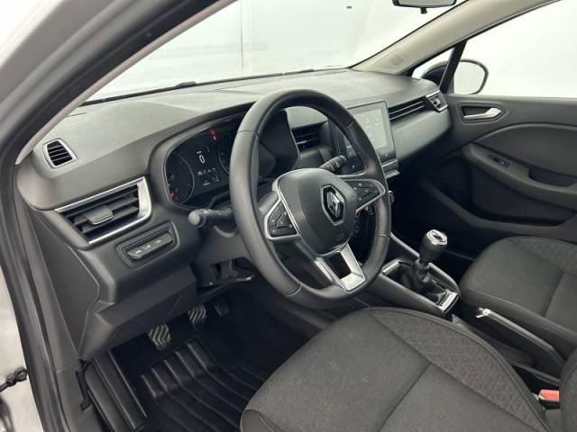 Renault Clio image 9