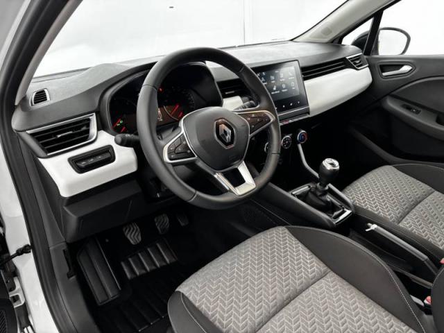 Renault Clio image 9