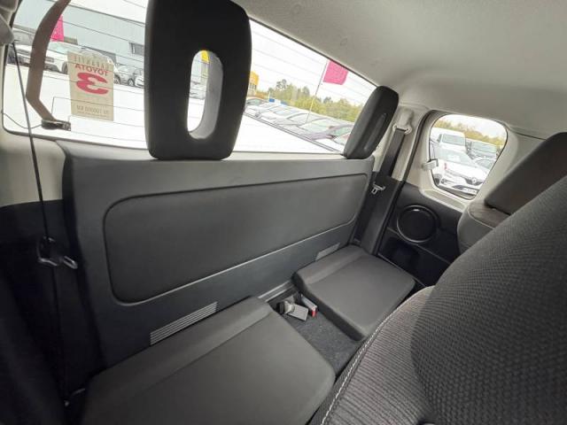 Toyota Hilux image 5
