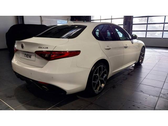 Alfa Romeo Giulia image 1