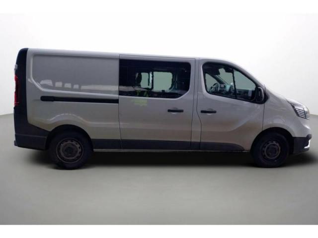 Renault Trafic image 1