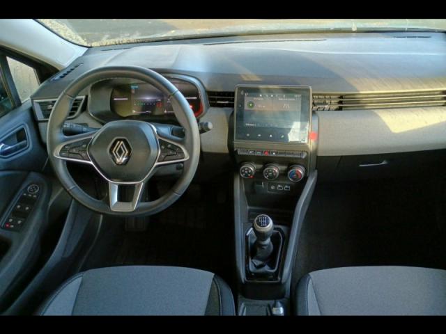 Renault Clio image 6