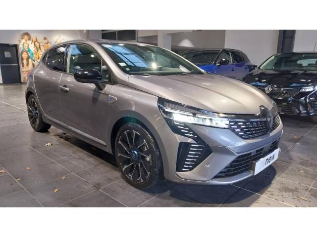 Renault Clio image 2