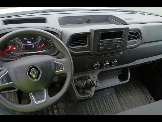 Renault Master image 8