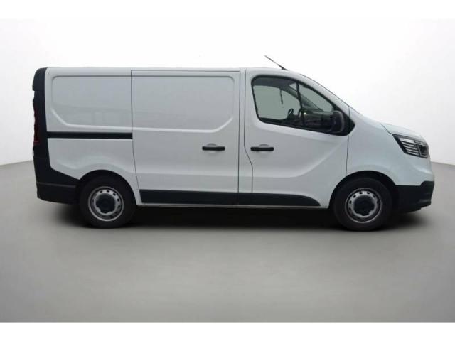 Renault Trafic image 3